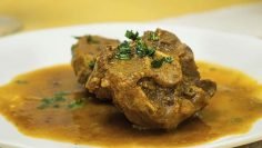 25-09-04 Rabo de toro a la cordobesa